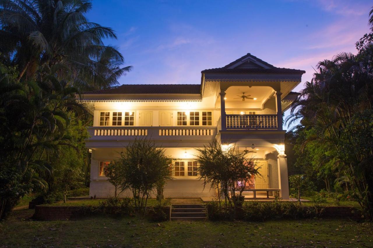 Baan Khun Nang Colonial Residence Mae Nam Exterior foto